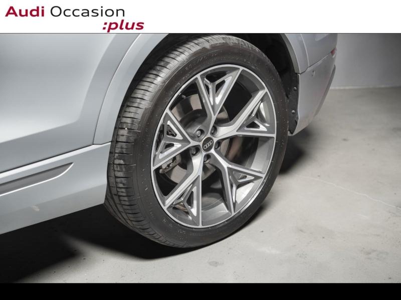 Voitures occasions Audi Q8 S line Paris