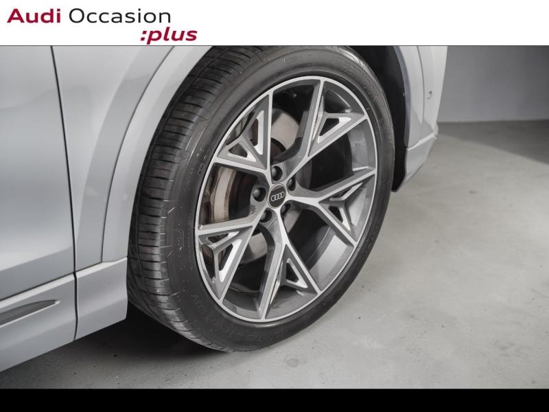 Voitures occasions Audi Q8 S line Paris