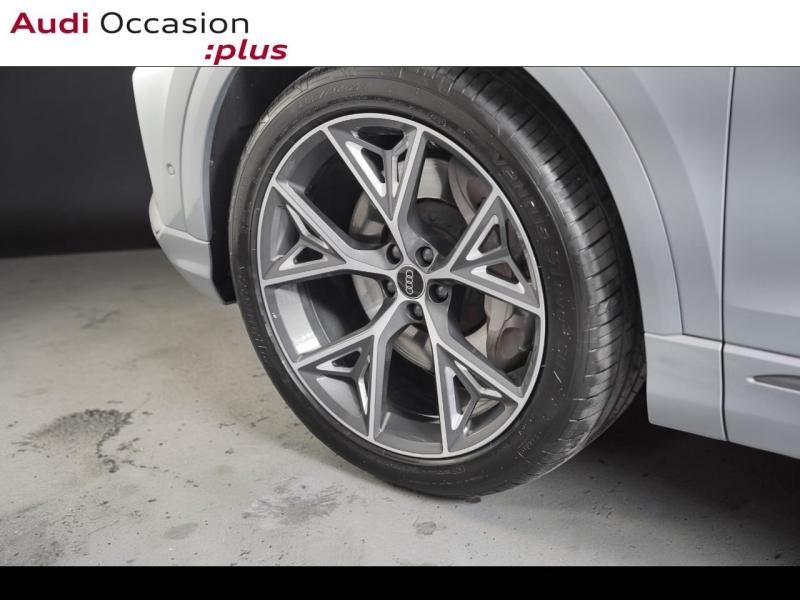 Voitures occasions Audi Q8 S line Paris