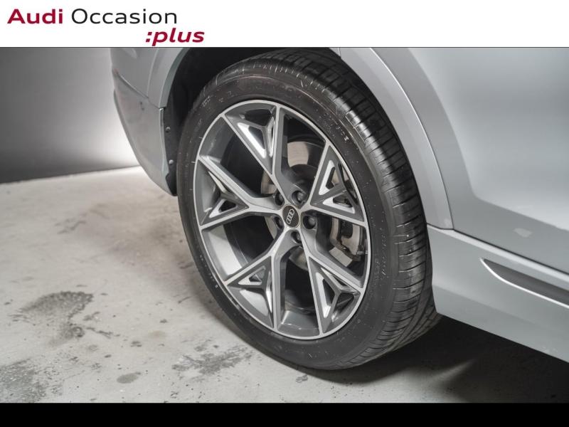 Voitures occasions Audi Q8 S line Paris