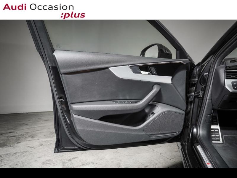 Voitures occasions Audi A4 Avant S line Paris