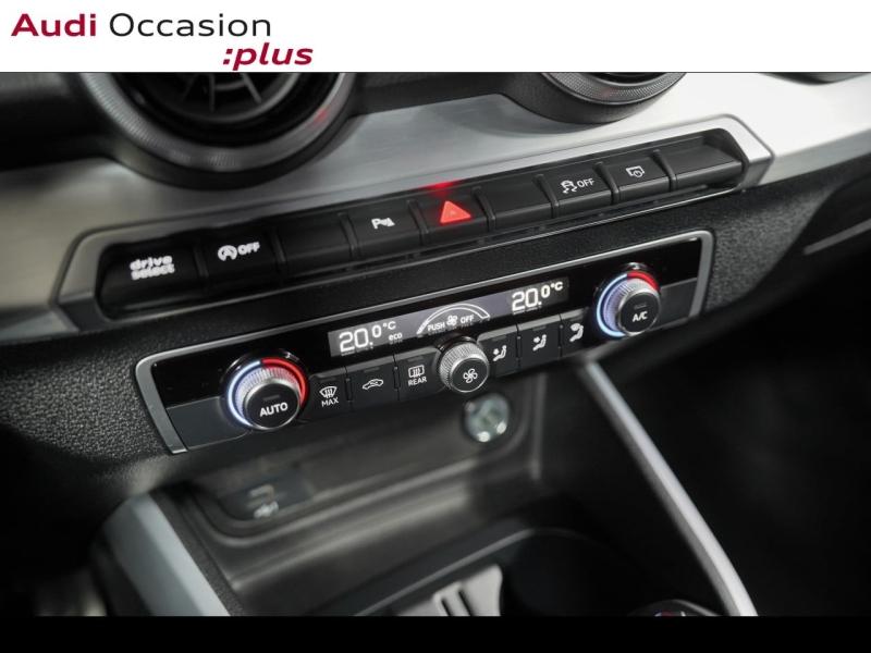 Voitures occasions Audi Q2 S line Paris