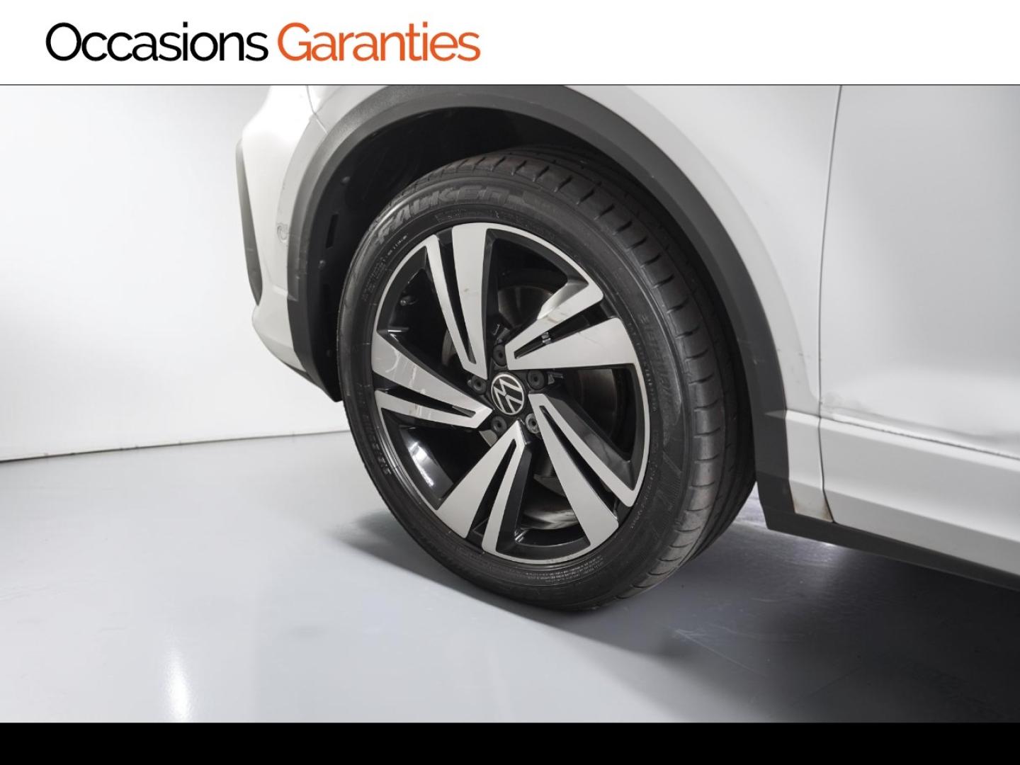 Voitures occasions VOLKSWAGEN T-ROC R-Line Paris