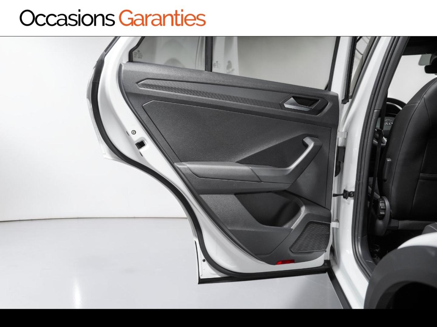 Voitures occasions VOLKSWAGEN T-ROC R-Line Paris