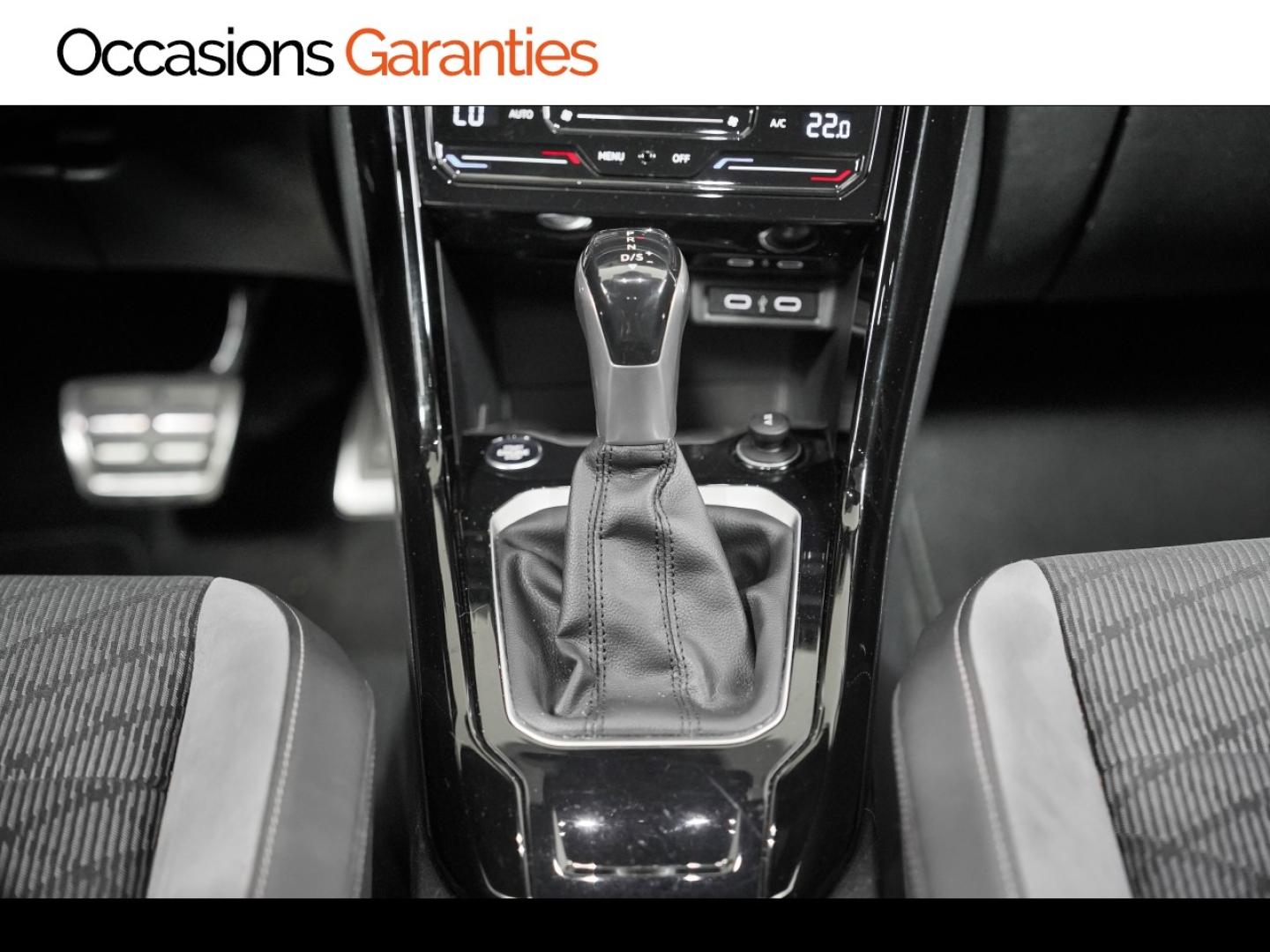 Voitures occasions VOLKSWAGEN T-ROC R-Line Paris