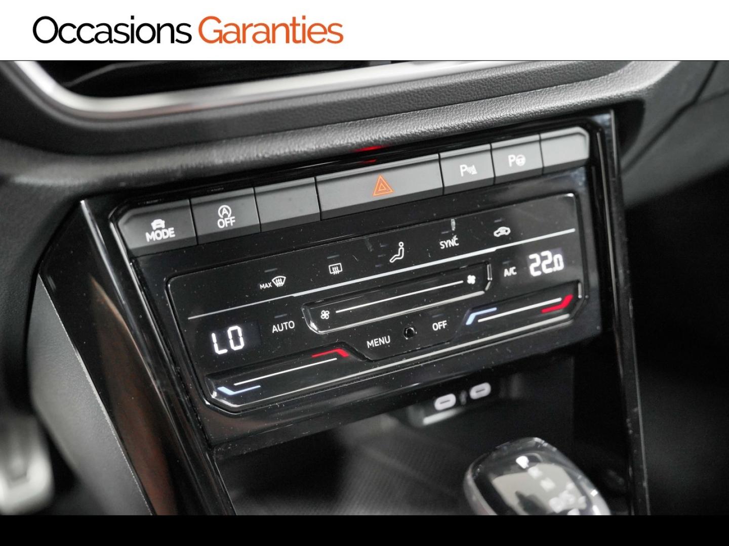 Voitures occasions VOLKSWAGEN T-ROC R-Line Paris