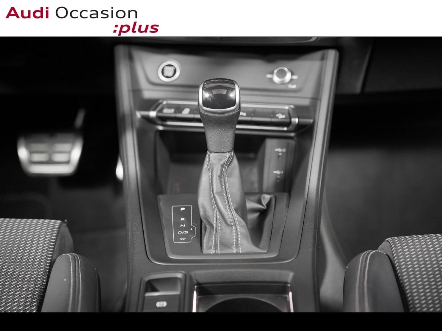 Voitures occasions Audi Q3 S line Paris