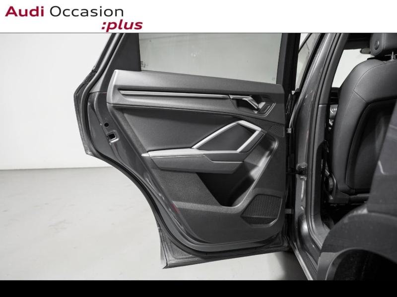 Voitures occasions Audi Q3 S line Paris