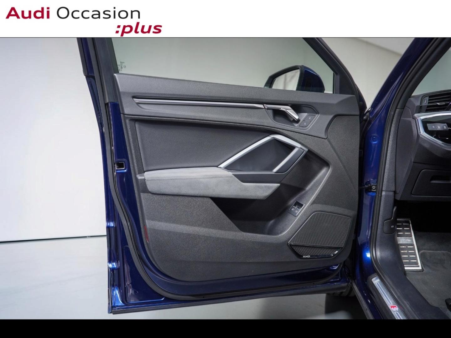 Voitures occasions Audi Q3 Sportback S line Paris