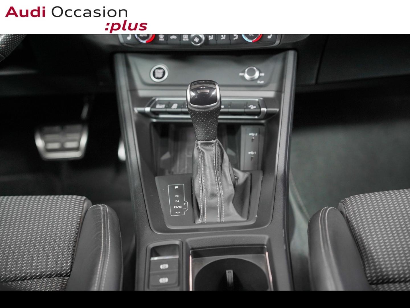 Voitures occasions Audi Q3 Sportback S line Paris
