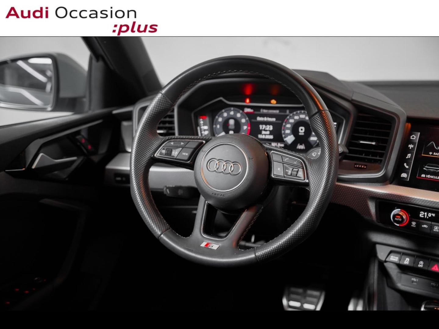Voitures occasions Audi A1 Sportback S line Paris