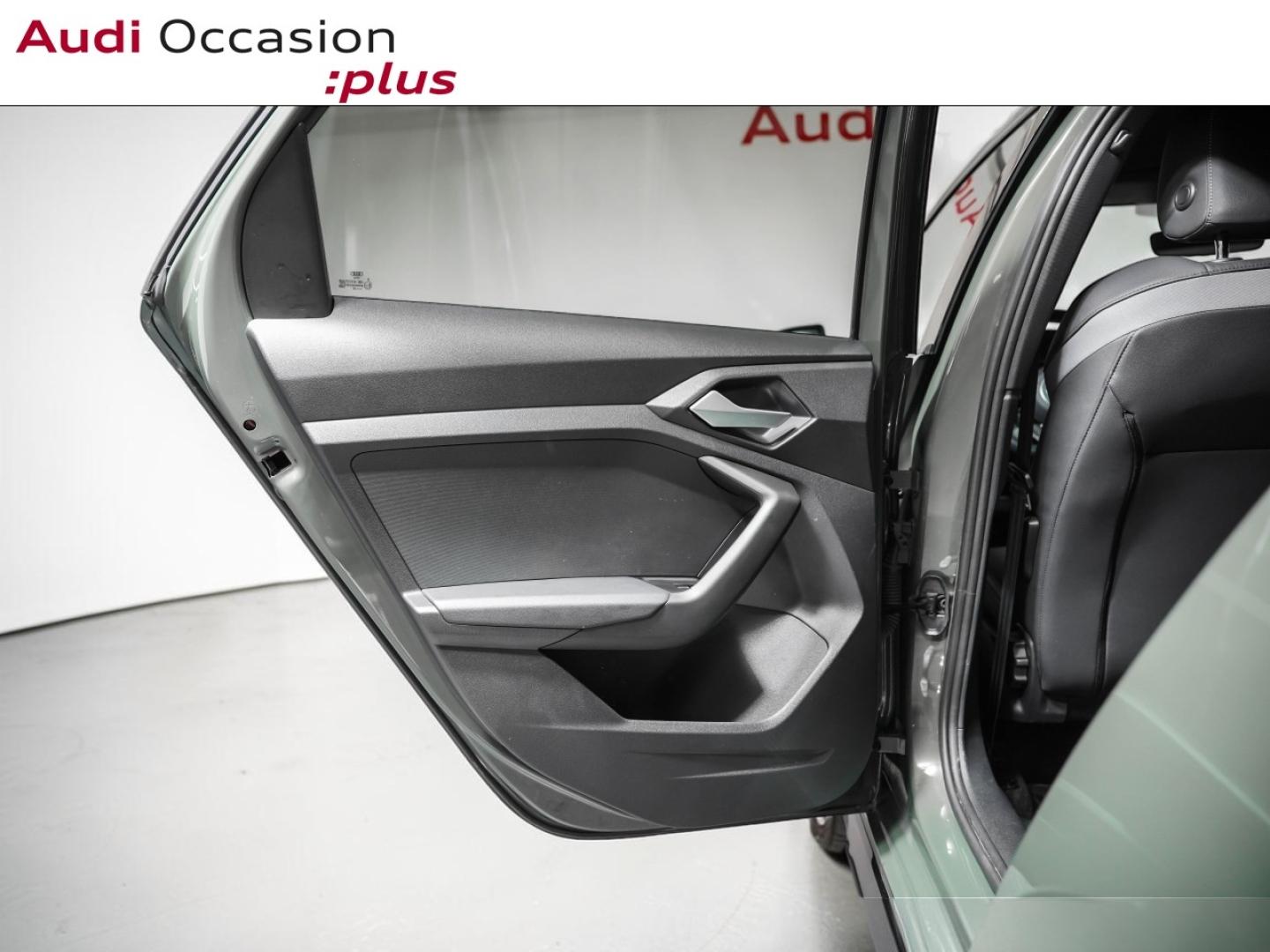 Voitures occasions Audi A1 Sportback Black Edition Paris