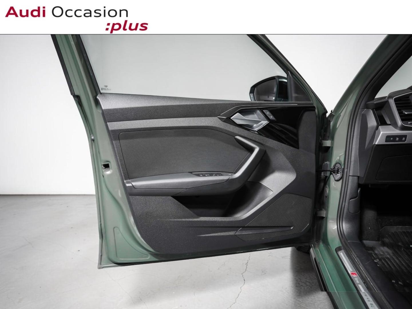 Voitures occasions Audi A1 Sportback Black Edition Paris