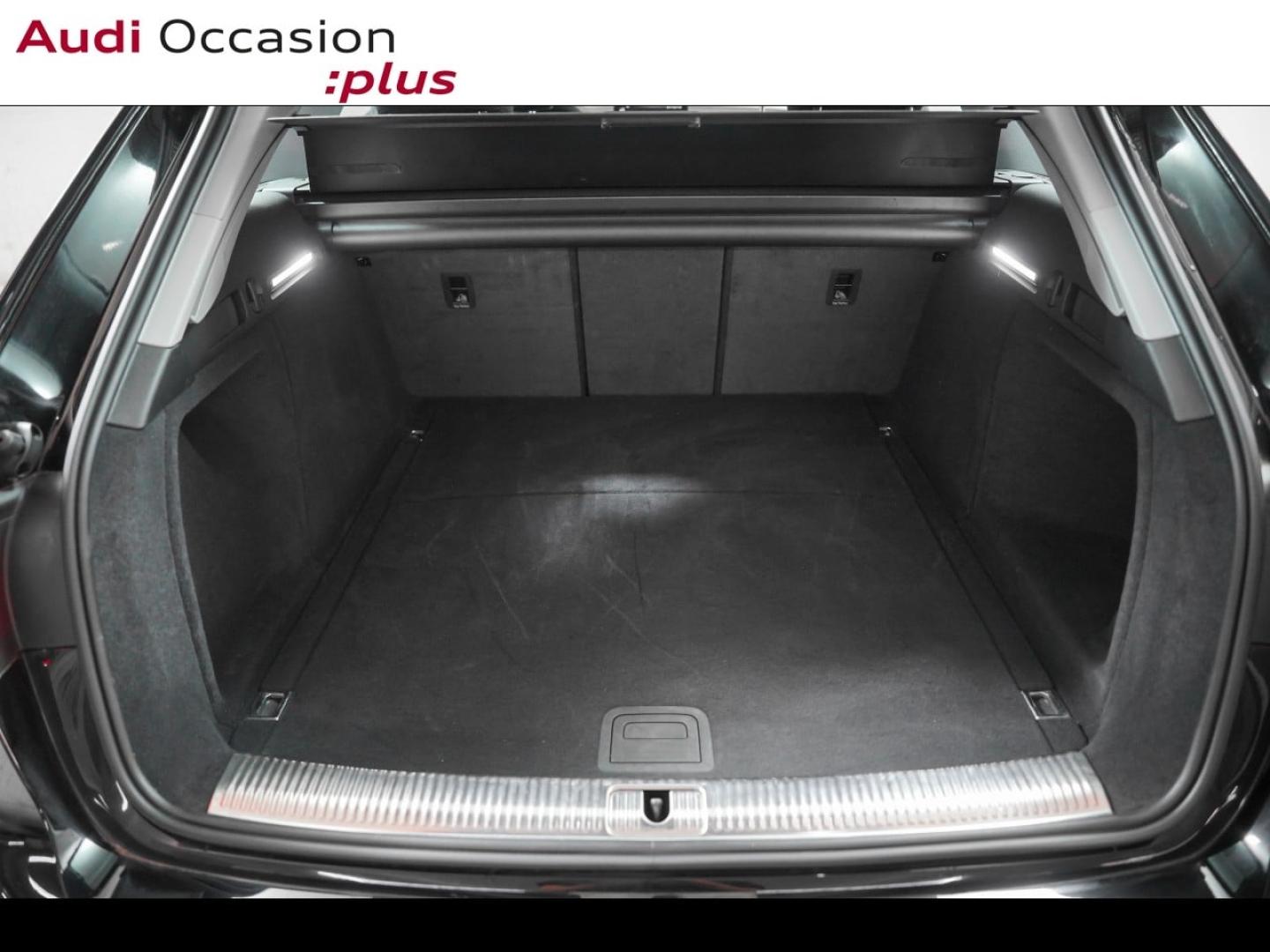 Voitures occasions Audi A4 Avant Business Executive Paris