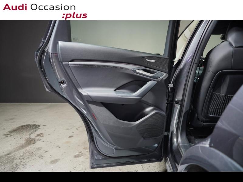 Voitures occasions Audi Q6 e-tron S line Paris