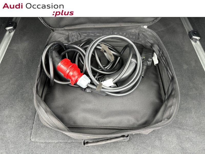 Voitures occasions Audi Q8 Compétition Paris