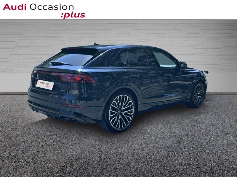 Voitures occasions Audi Q8 S line Paris