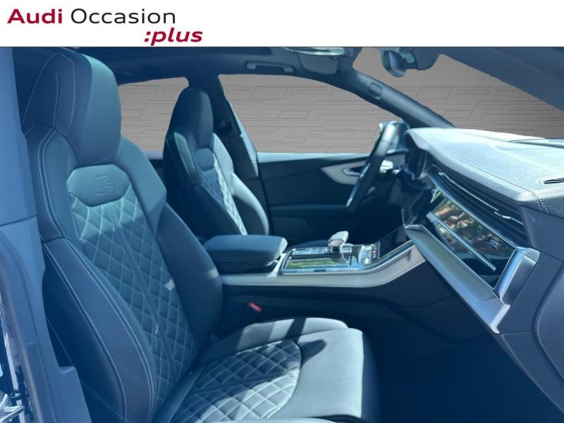 Voitures occasions Audi Q8 S line Paris