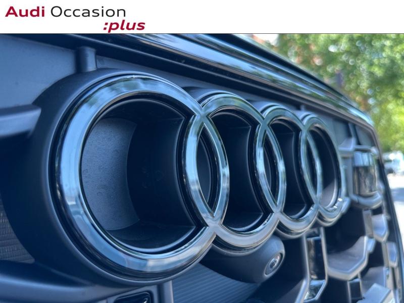 Voitures occasions Audi Q8 S line Paris