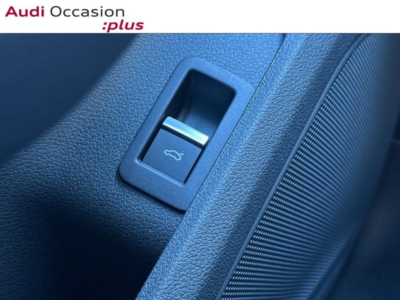 Voitures occasions Audi A4 Avant Business Executive Paris