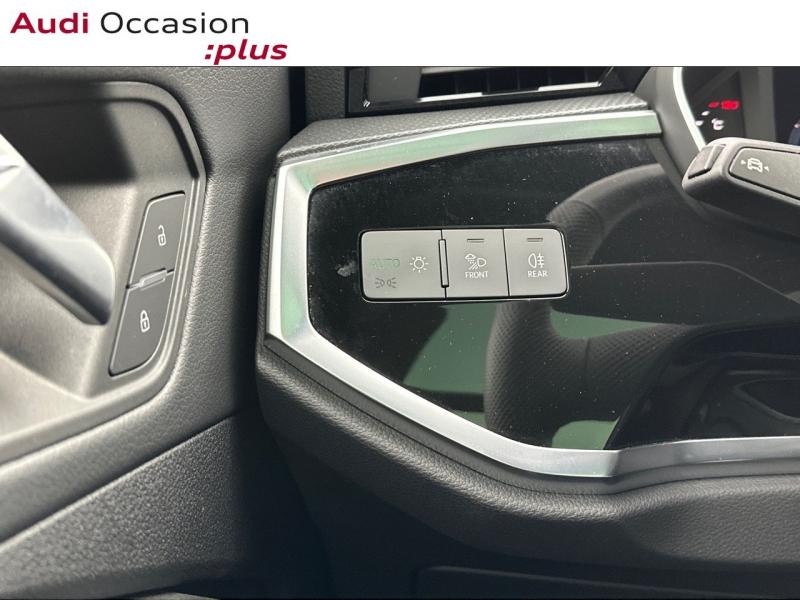 Voitures occasions Audi Q3 S line Paris