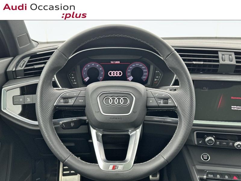 Voitures occasions Audi Q3 S line Paris