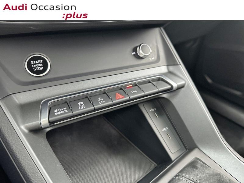 Voitures occasions Audi Q3 S line Paris