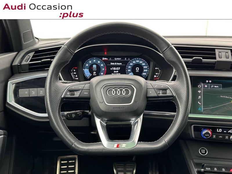 Voitures occasions Audi Q3 S line Paris