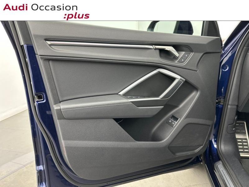 Voitures occasions Audi Q3 S line Paris