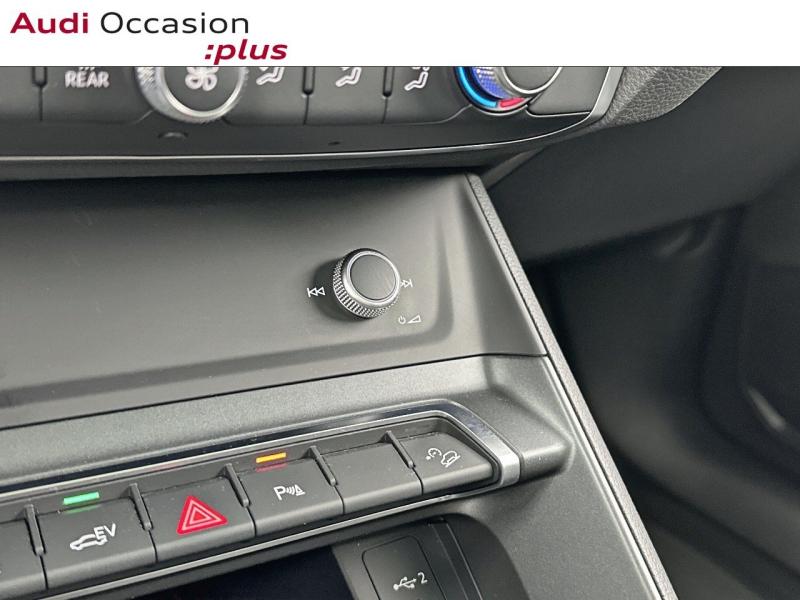 Voitures occasions Audi Q3 S line Paris