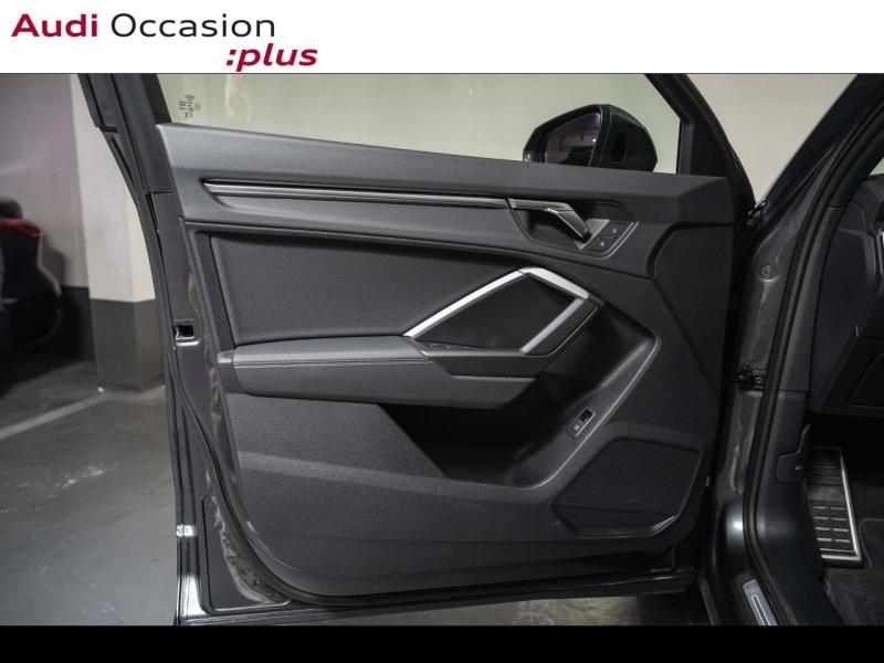 Voitures occasions Audi Q3 S line Paris