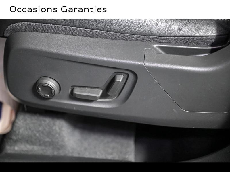 Voitures occasions VOLVO XC40 Inscription Luxe Paris