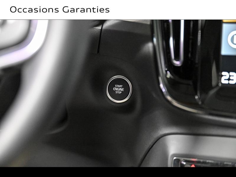 Voitures occasions VOLVO XC40 Inscription Luxe Paris