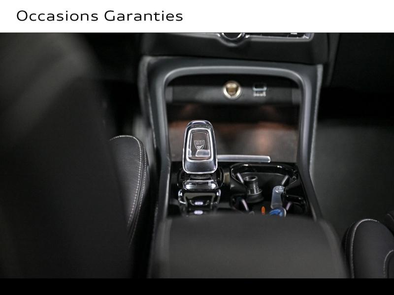 Voitures occasions VOLVO XC40 Inscription Luxe Paris