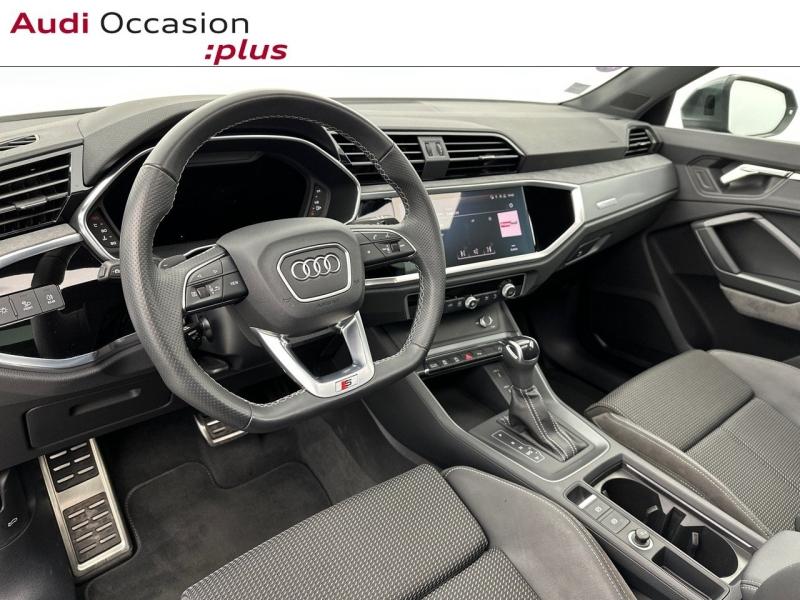 Voitures occasions Audi Q3 Sportback S line Paris