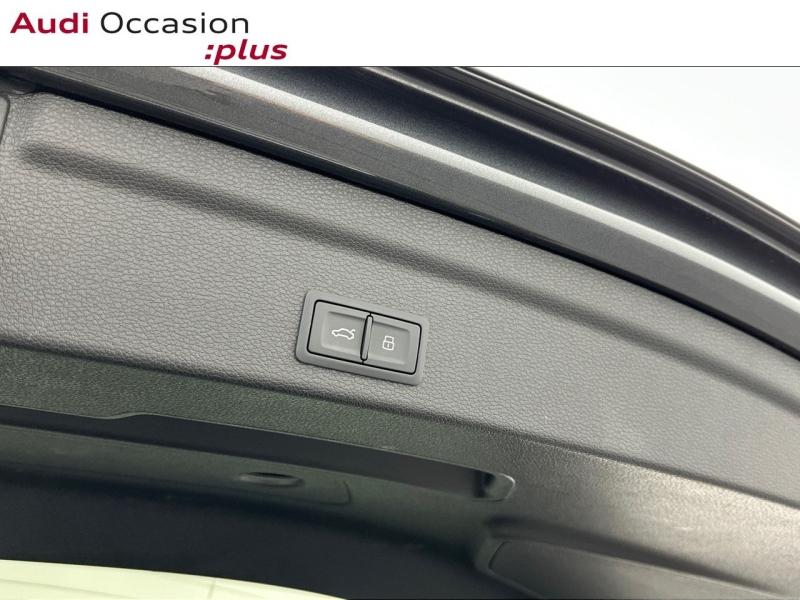 Voitures occasions Audi Q3 Sportback S line Paris