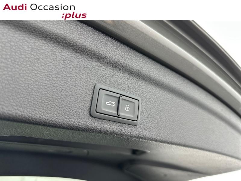 Voitures occasions Audi Q3 Sportback S line Paris