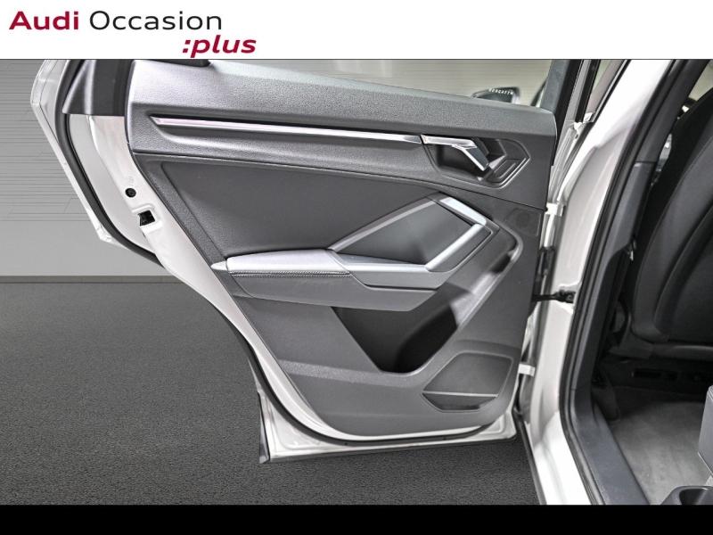 Voitures occasions Audi Q3 Sportback S line Paris