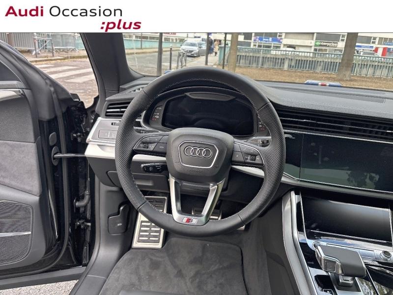 Voitures occasions Audi Q8 S line Paris