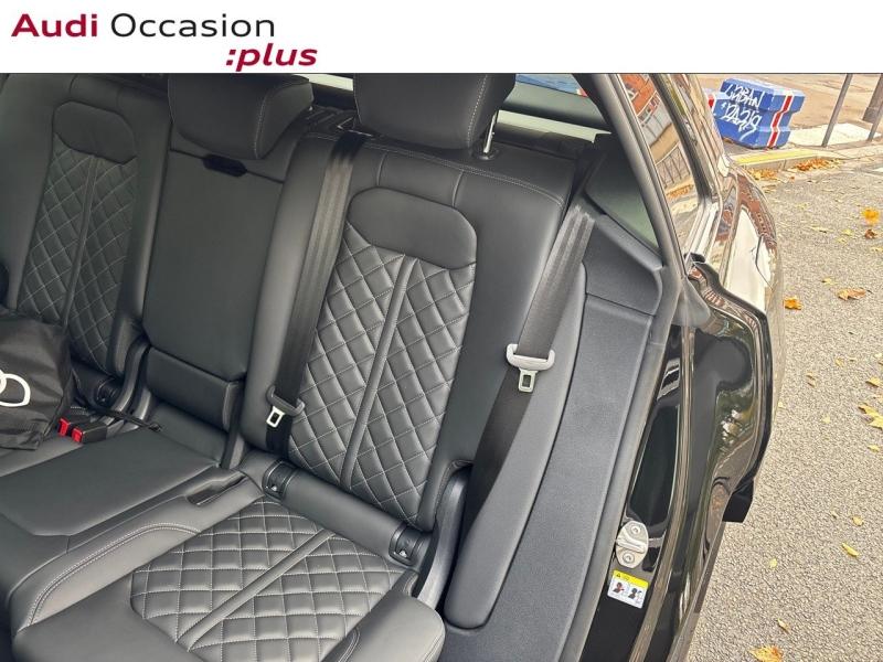 Voitures occasions Audi Q8 S line Paris
