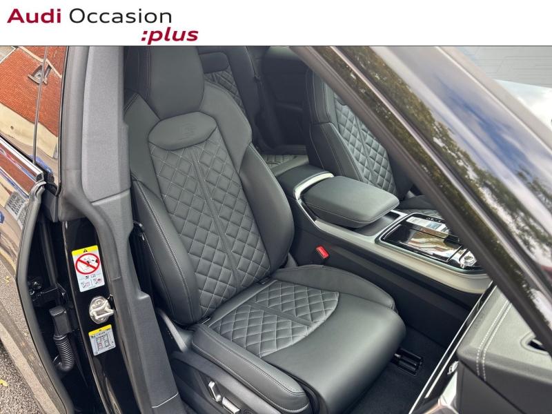 Voitures occasions Audi Q8 S line Paris