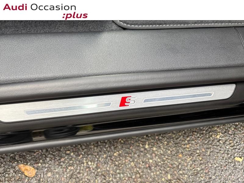 Voitures occasions Audi Q8 S line Paris