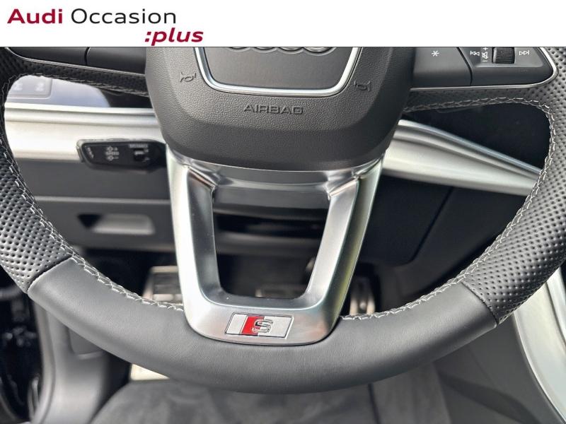 Voitures occasions Audi Q8 S line Paris