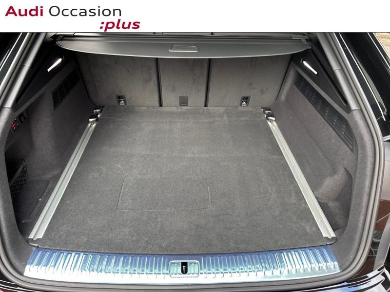 Voitures occasions Audi Q8 S line Paris