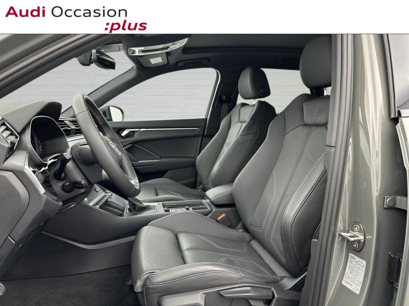 Voitures occasions Audi Q3 S line Paris