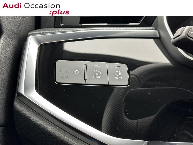 Voitures occasions Audi Q3 S line Paris
