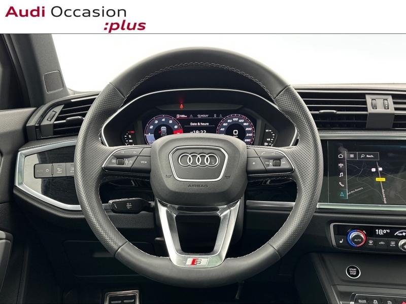 Voitures occasions Audi Q3 S line Paris