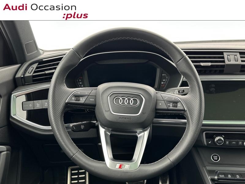 Voitures occasions Audi Q3 S line Paris