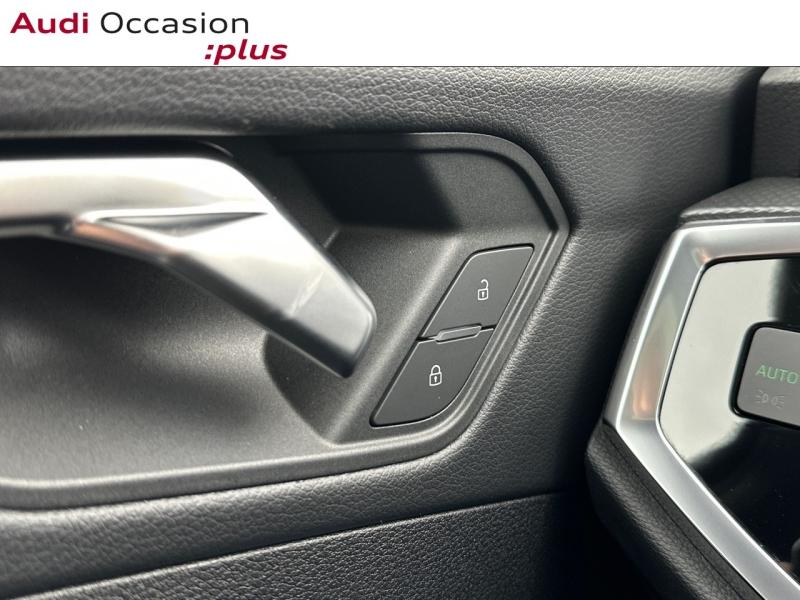 Voitures occasions Audi Q3 S line Paris