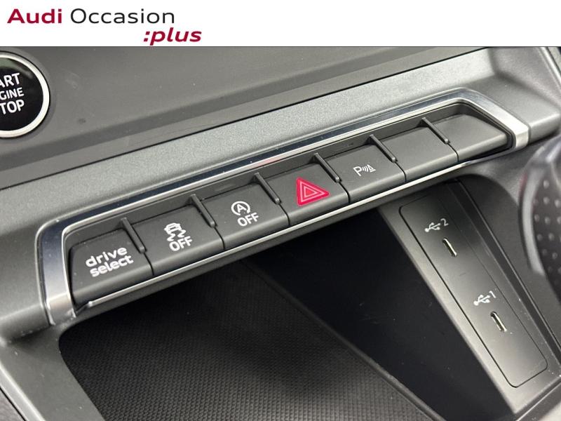 Voitures occasions Audi Q3 S line Paris